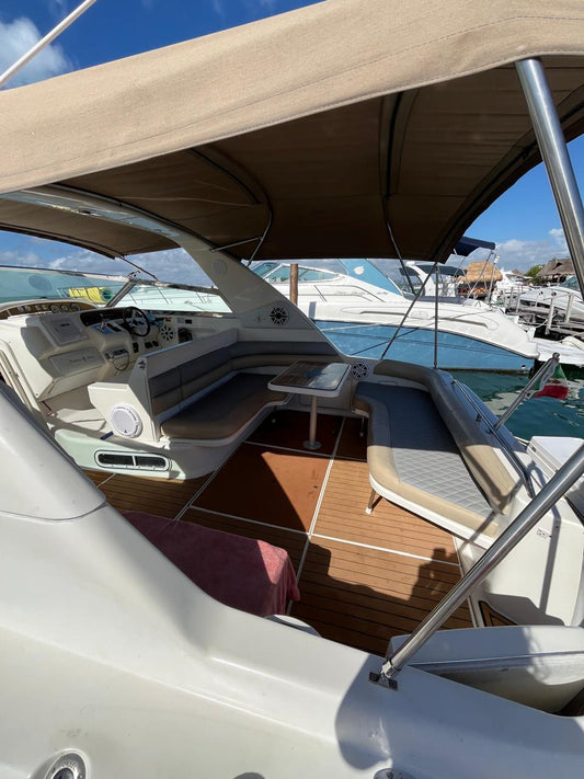 Yate Privado de Lujo 38ft – Tour Exclusivo de 6 Horas en Cancún (8-10 Pax)